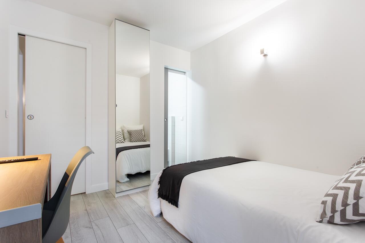 D&E Paris-Disney: 5-Bedroom Holiday Apartment with Netflix Champs-Sur-Marne Exterior photo