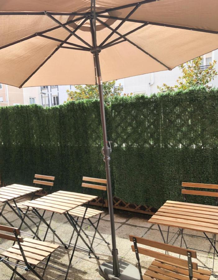 D&E Paris-Disney: 5-Bedroom Holiday Apartment with Netflix Champs-Sur-Marne Exterior photo